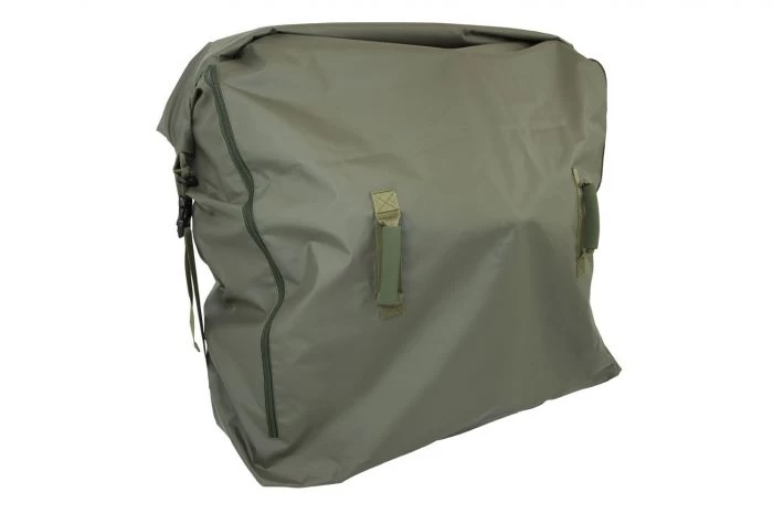 Trakker - Downpour Roll-Up Bed Bag 2 Trakker - Downpour Roll-Up Bed Bag - Image 2