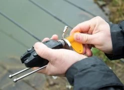 Carp Spirit - 2 In 1 Key Tool -Fishing Shop cs inox 2 in 1 key tool in use 1