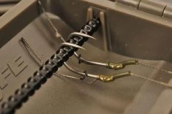 Korda - Mini Rig Safe Storage Case 11 Korda - Mini Rig Safe Storage Case -Fishing Shop korda mini rigsafe 5