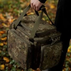 Thinking Anglers - Camfleck Compact Carryall 5 Thinking Anglers - Camfleck Compact Carryall -Fishing Shop thinking anglers camfleck compact carryall 3