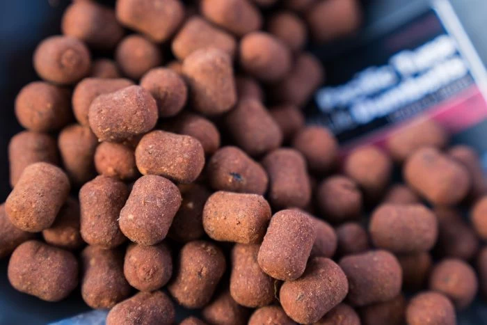 CC Moore - Pacific Tuna Shelf Life Dumbells 15mm 3 CC Moore - Pacific Tuna Shelf Life Dumbells 15mm - Image 3